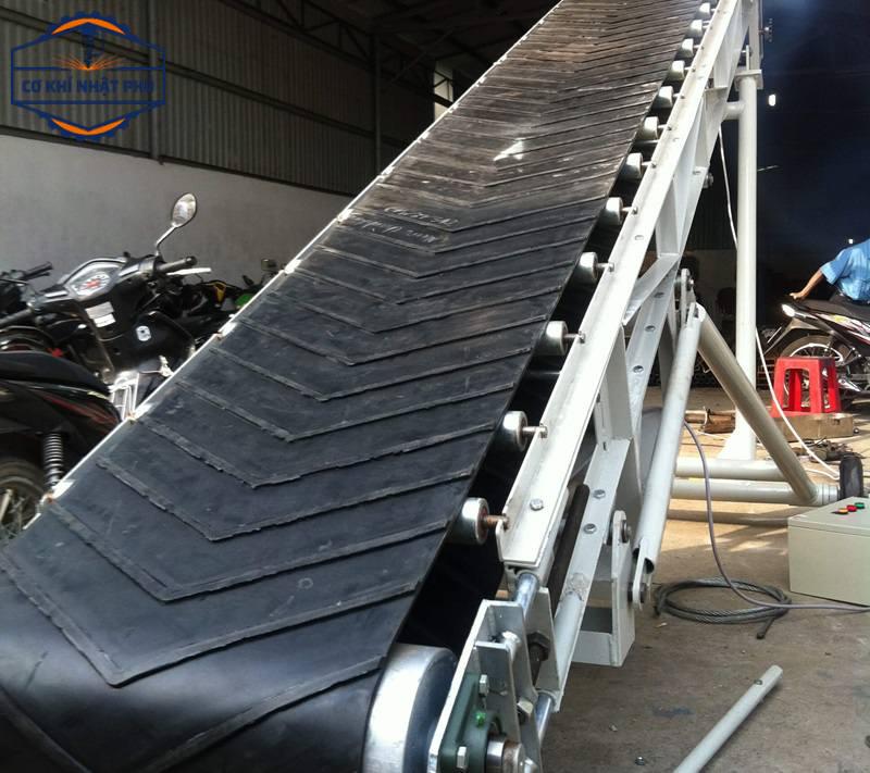 Băng tải cao su các loại, gia công theo yêu cầu tại CK Nhật Phú